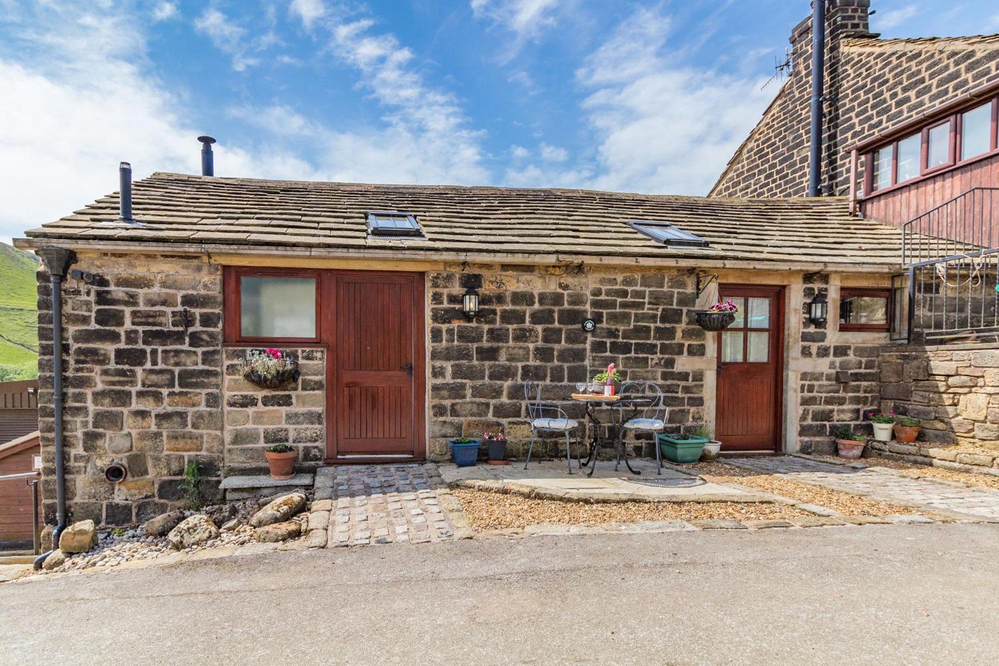 Jenny'S Cottage Diggle Экстерьер фото